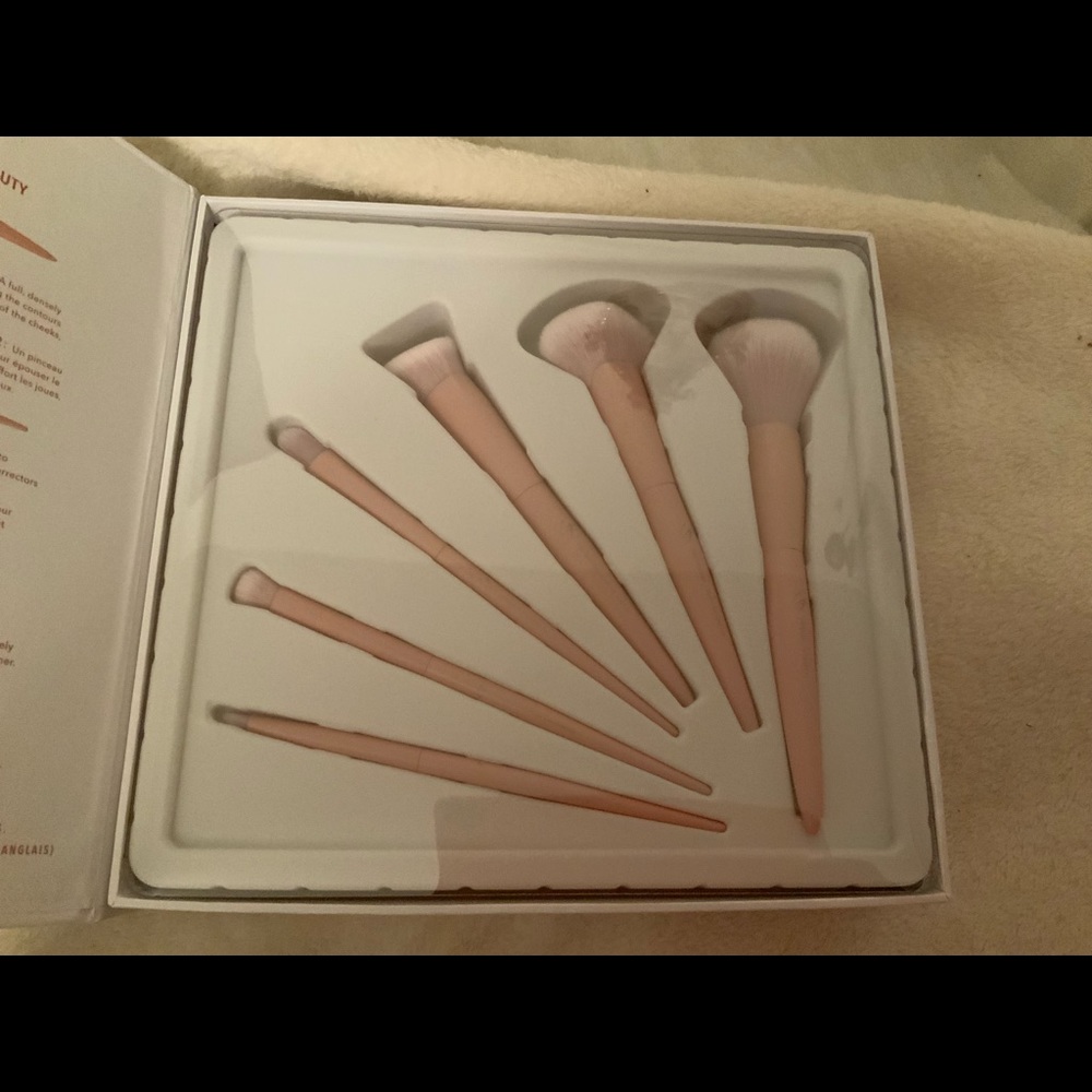 COLOR JUST MAKEUP BRUSH COLLECTION